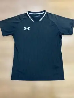 ★ アンダーアーマー　デザインTシャツ ★のサムネイル