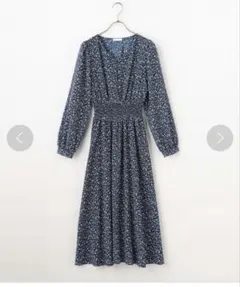 Honeys花柄ネイビーVネックワンピース