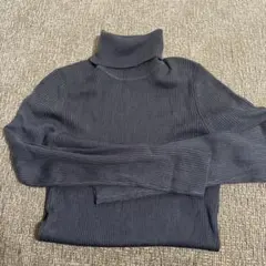 ネイビー ニット