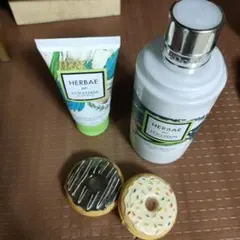 L'OccitaneHERBAEボディミルク 250ml&ボディーシャワージェル