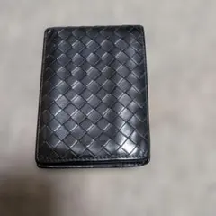 BOTTEGA　VENETA　ブラックレザー 二つ折り財布 編み込みデザイン