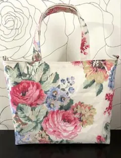 キャスキッドソン　Ｍサイズトートバッグ