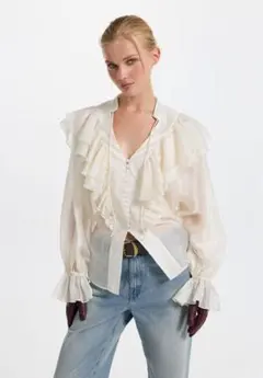 ヴィンデージ風フリル付きホワイトシャツ 長袖　新品、未使用