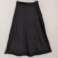 ​【訳あり特価】光沢 Aラインスカート 黒 ウエスト64cm ミモレ丈 上品