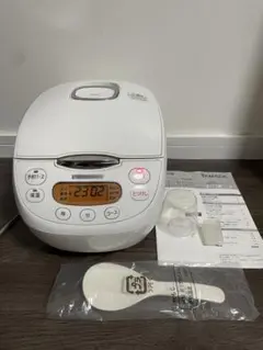 ヤマダ電機★5合炊き 5.5合 炊飯器 YEC-M10G1 2020年製 中古のサムネイル