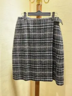 BURBERRY（バーバリー） チェック巻きスカート ベルト付き