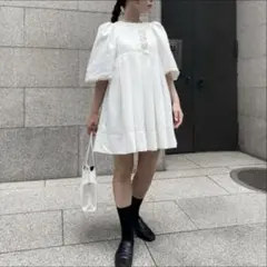 bibiy. EFFIE PLEATED DRESS ミニワンピース 白 - メルカリ