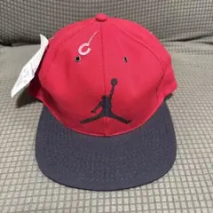 未使用NIKE Jordan キャップ 45 レッド ブラック　ナイキ　タグ付きのサムネイル