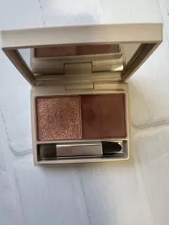 RMK スプリングプレイズ デュオアイシャドウ 02ローフィグ