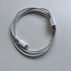 Lightning to USB-Cケーブル ホワイト