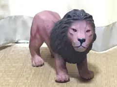 ライオン　ソフビ　置物