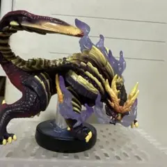 モンスターハンターフィギュア＋￼シャガルマガラ&ディアボロス亜種のミニフィギアのサムネイル