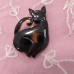 本鼈甲 猫モチーフ ブローチのサムネイル