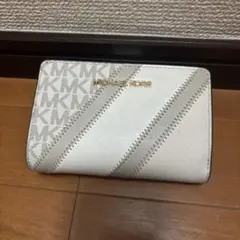 michaelkors二つ折り財布