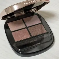 コスメデコルテ スキンシャドウデザイニングパレット03 Wisteria