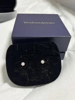 ヴァンドーム青山 Vendome Aoyama K10WG ドロップ型ピアス - メルカリ