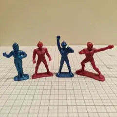 ウルトラマンミニフィギュア