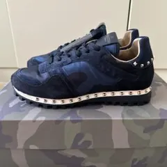VALENTINO GARAVANI ロックスタッズ スニーカー ネイビー 39のサムネイル