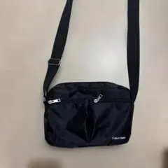 Calvin Klein サコッシュ ショルダーバッグ ブラックのサムネイル