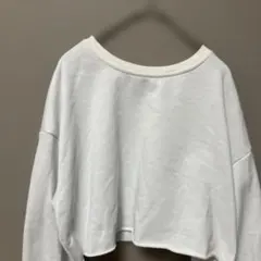 シーイン　ショート丈プルオーバースウェット(S) ホワイト無地ボリュームスリーブ