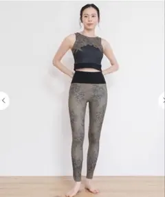 【SUKALA】アンティークプリント ヨガウェア 上下セット