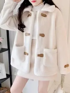 ホワイト フリース ダッフルコート