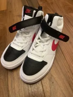 22センチ　NIKE ハイカットスニーカー ホワイト ブラック レッド