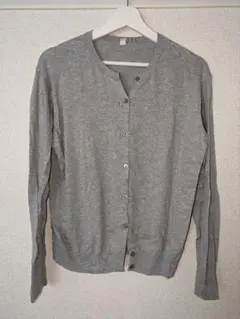 UNIQLO　クルーネックカーディガン