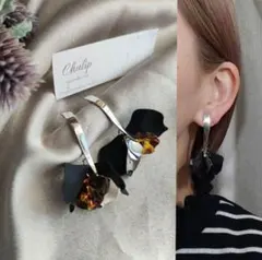 1125-a＊メタルシルバー ブラック べっ甲 花びら フラワー