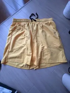 黄色 ショートパンツ ゴムウエスト サイドポケット