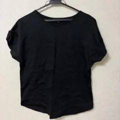 黒Tシャツ