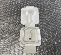 Item thumbnail for item a8e862b9-b29a-48e2-9ff7-c39c0faa8c41