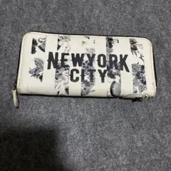 NEWYORK CITY ラウンドファスナー 長財布 ホワイト