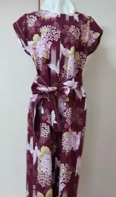 Item thumbnail for item e779c9ca-ebb7-4cab-8f04-8be6aeb2e1cc