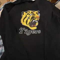 値下げ！タイガーズロンT 大きいサイズ3 L相当 トラプリント長袖カットソー