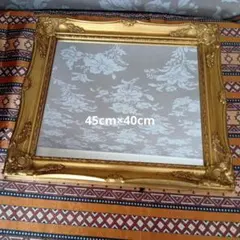 ゴールド装飾的木製フレームミラー 壁掛け、立て掛け　メルカリ市限定