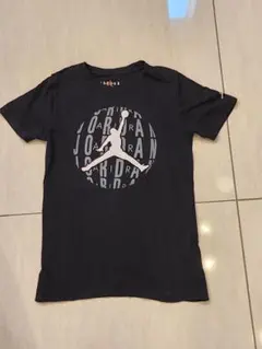 子供服　Jordan 黒 Tシャツ M (10-12歳)