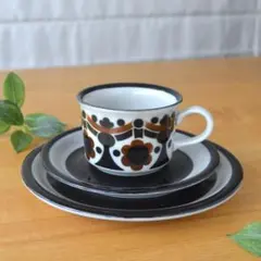 marimekko マリメッコ Harka ハルカ ラテマグ プレートセット - メルカリ