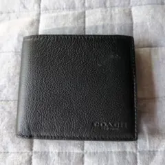 COACHコーチシグネチャーシンプルブラック二つ折り財布【新品未使用】　傷あり
