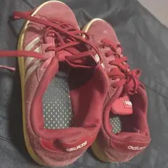 adidas スニーカー レッド