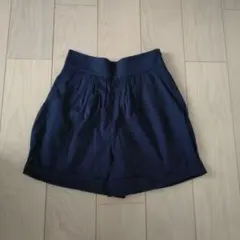 ネイビー ショートパンツ サイドポケット付きのサムネイル