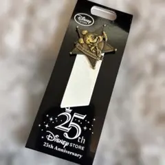 ☆Disney Store 25周年記念 ミッキー ピンバッジ☆のサムネイル