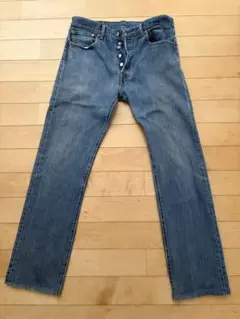 Levi's 501 ストレートデニム W34 L30 - メルカリ