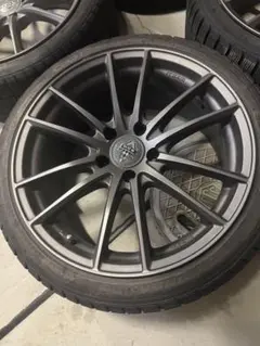 スタッドレスタイヤ・ホイール 4本セット 225/40R18のサムネイル
