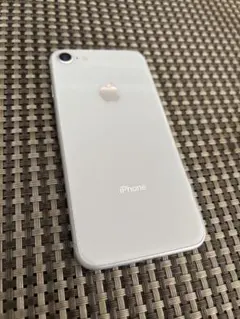 Apple iPhone 8 シルバー　本体