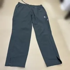 深みどりジャージパンツ 裾スリット付き