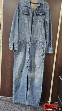 Item thumbnail for item b5587bf7-5a66-4308-813f-0014af8913fd