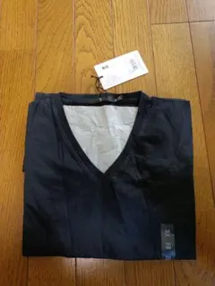 UNIQLO コンパクトコットン VネックT Mサイズ ネイビー　+J