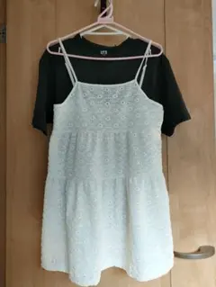 キャミ　ワンピ　白　チュニック丈　レイヤード