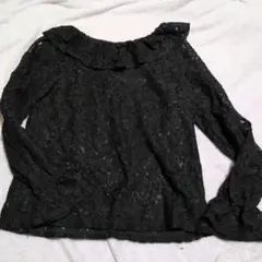 黒 花柄レース フリル付き 長袖トップス